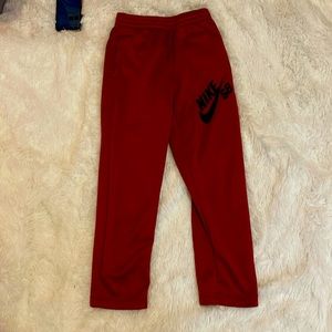 These Nike joggers are really cute and in good condition
